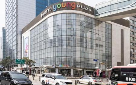 오늘날의 조지아 백화점(현 롯데영플라자 명동점)(2024)